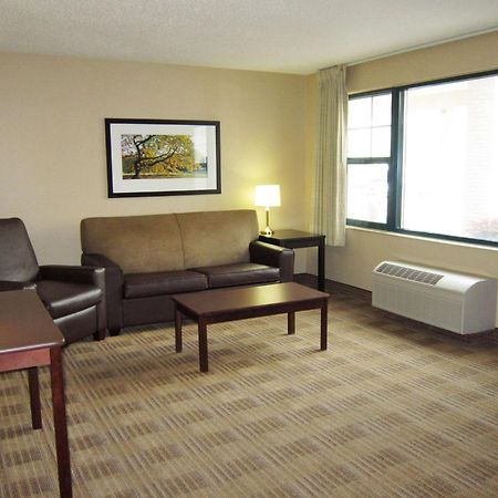 Extended Stay America Suites - Philadelphia - Plymouth Meeting - East Exterior photo