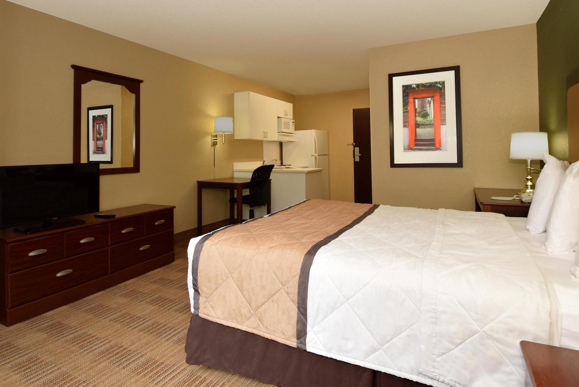 Extended Stay America Suites - Philadelphia - Plymouth Meeting - East Exterior photo