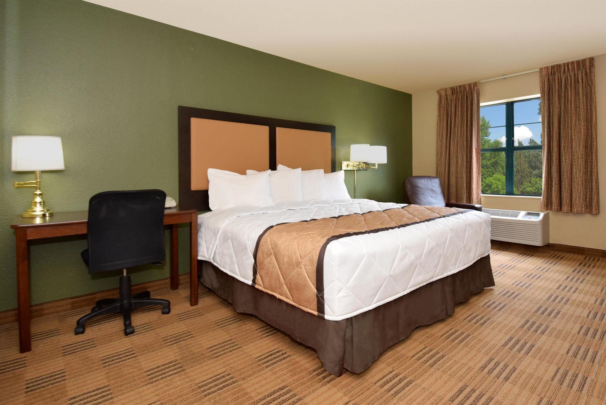Extended Stay America Suites - Philadelphia - Plymouth Meeting - East Exterior photo