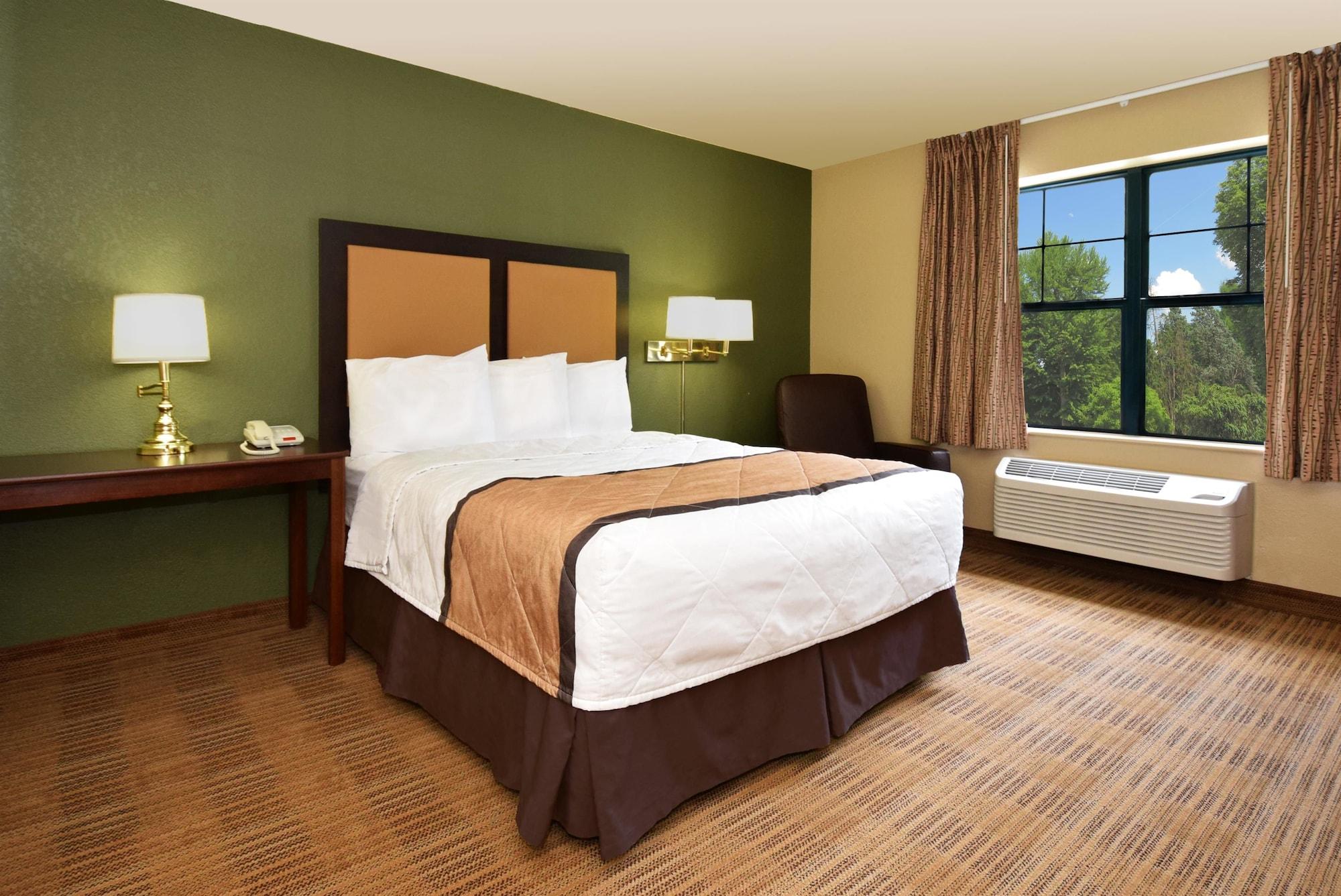Extended Stay America Suites - Philadelphia - Plymouth Meeting - East Exterior photo