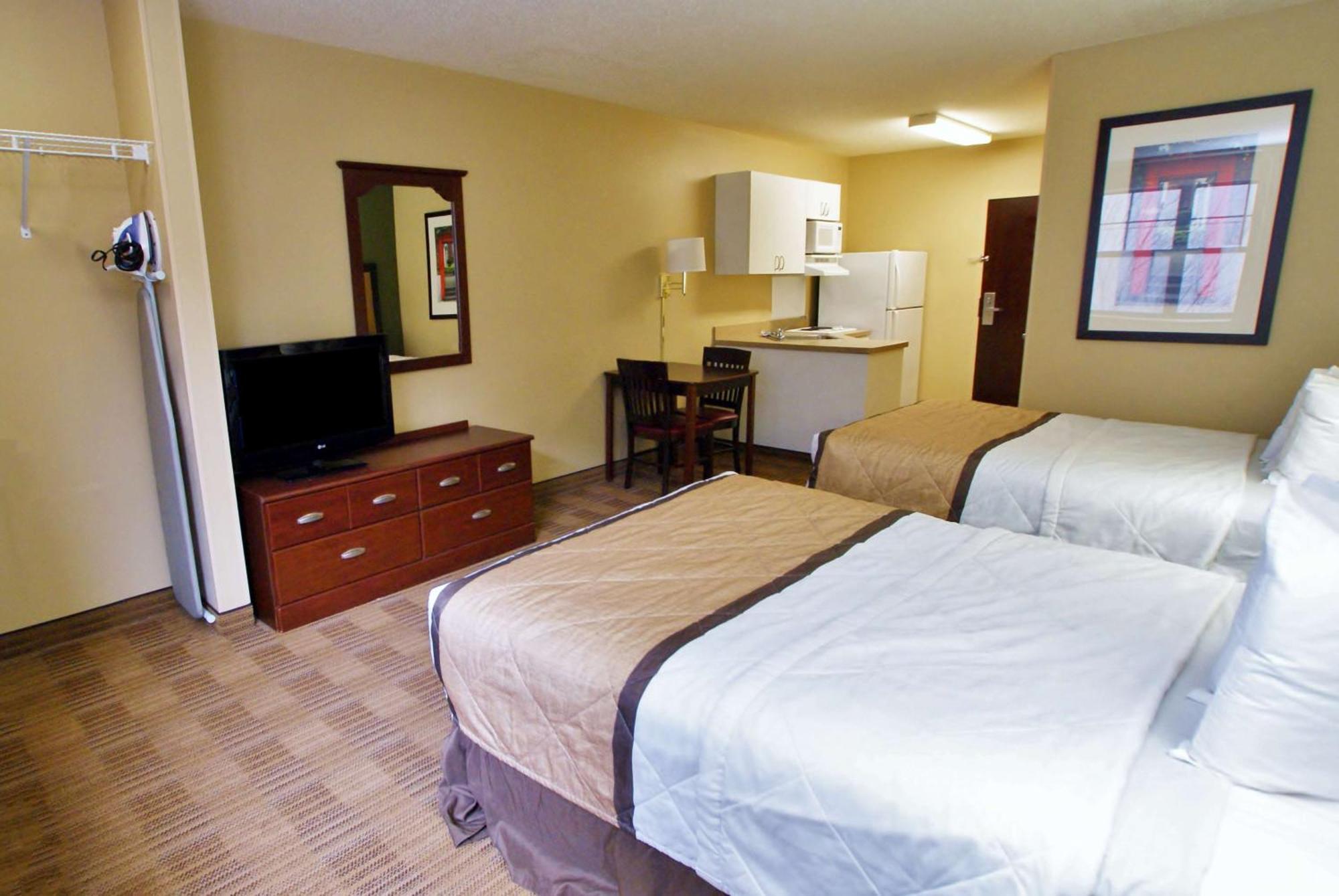 Extended Stay America Suites - Philadelphia - Plymouth Meeting - East Exterior photo