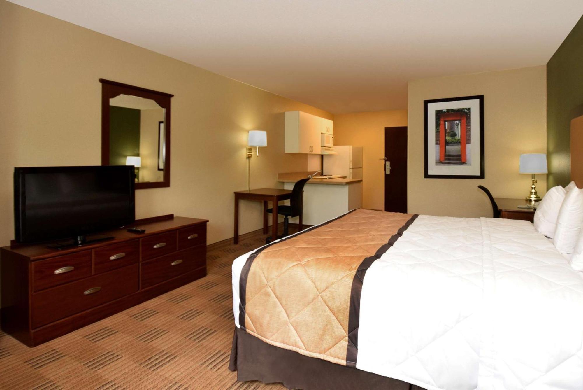 Extended Stay America Suites - Philadelphia - Plymouth Meeting - East Exterior photo